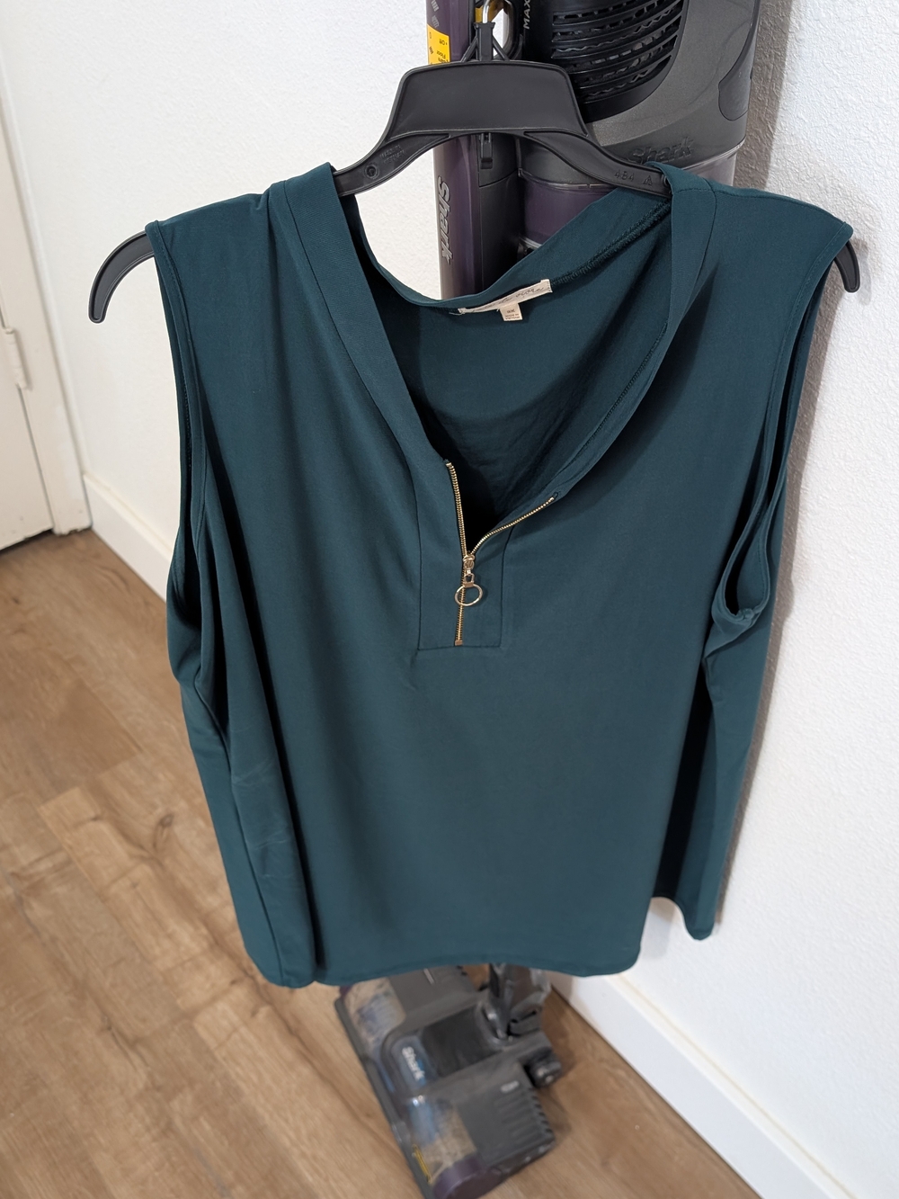 Sleeveless Zip-Neck Tank Top in Deep Teal